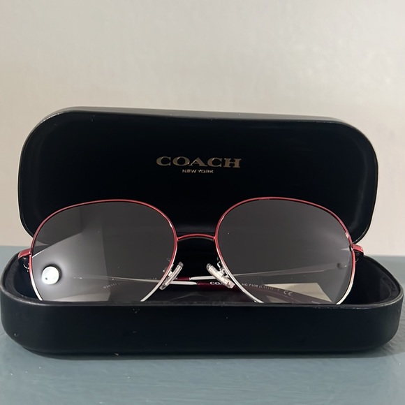 Coach Sunglasses - Picture 8 of 8
